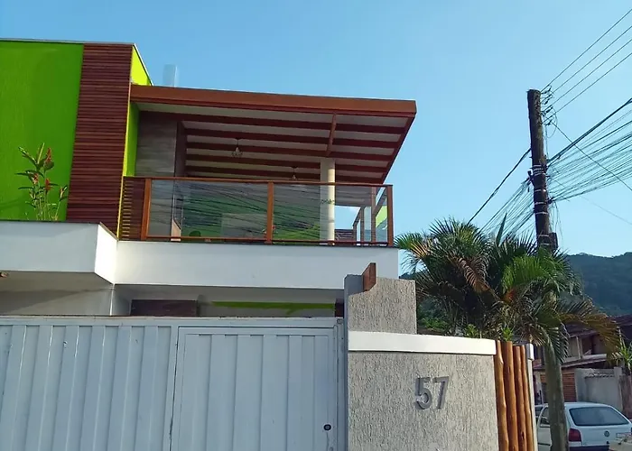 Casa Com 3 Dormitorios Ubatuba
